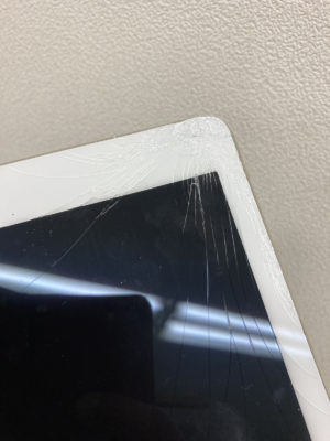 iPad（アイパッド）　修理　新宿
