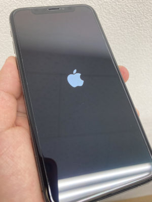 iPhone（アイフォン）　iPad（アイパッド）　画面割れ　液晶不良　修理　新宿